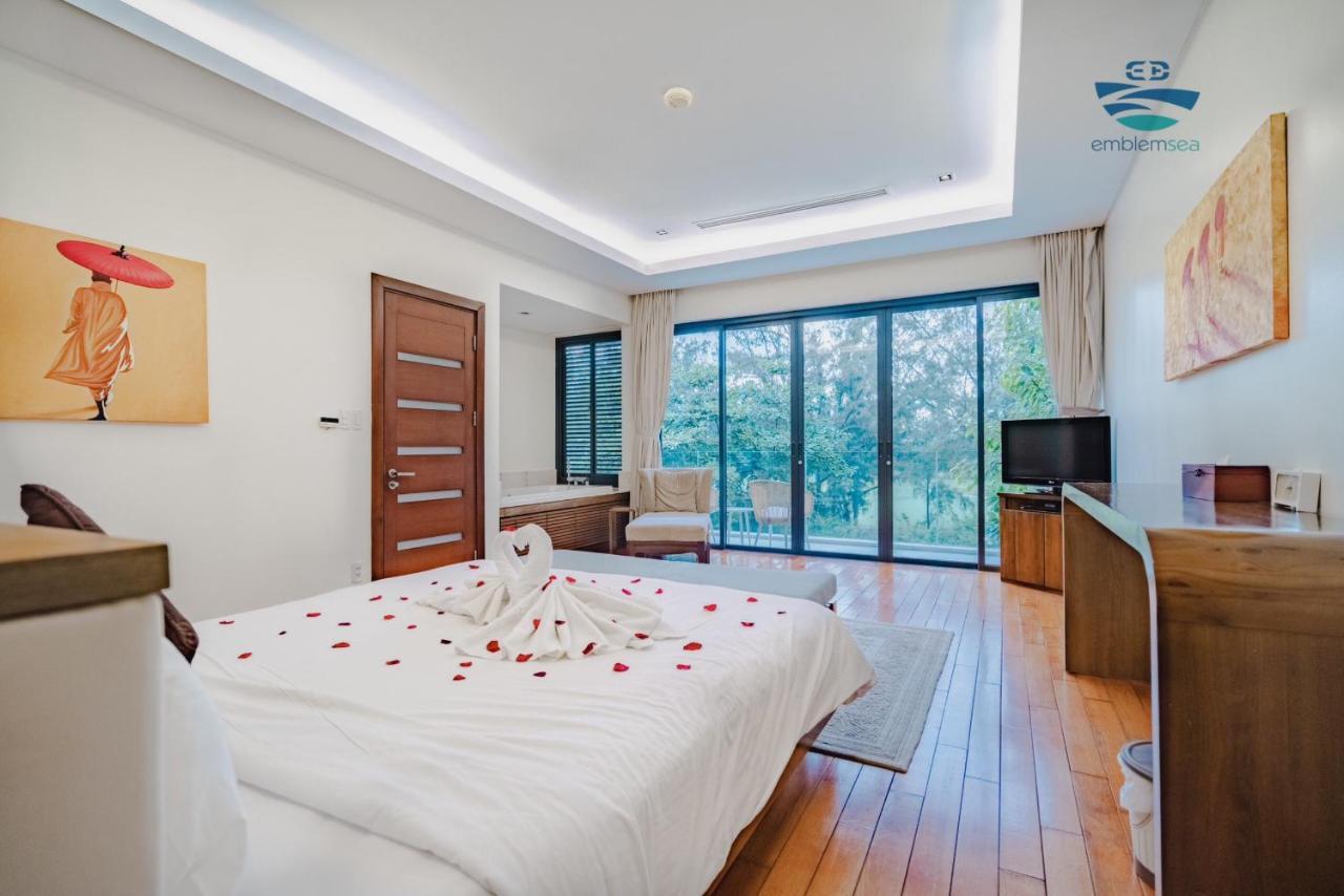 Emblem Sea 3 Bedroom Villas Da Nang Exterior photo