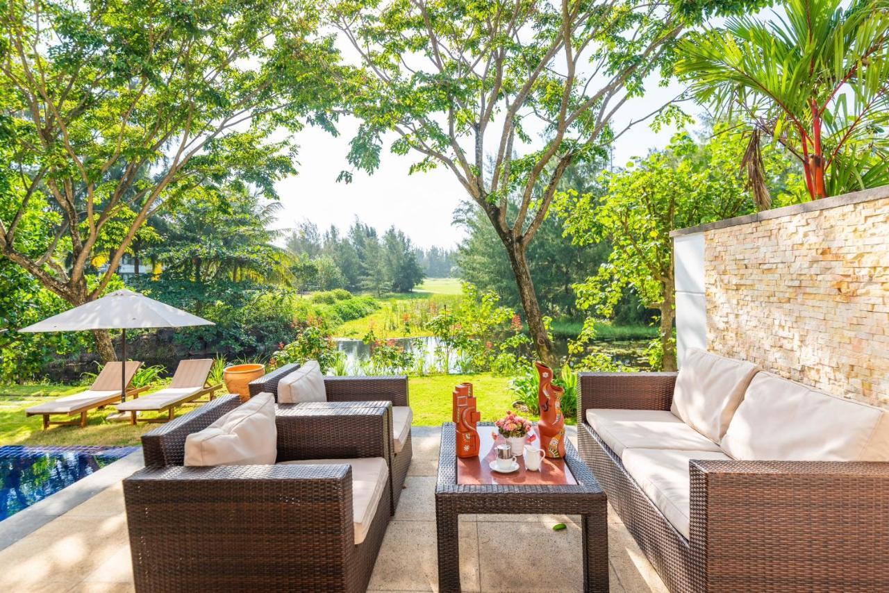 Emblem Sea 3 Bedroom Villas Da Nang Exterior photo