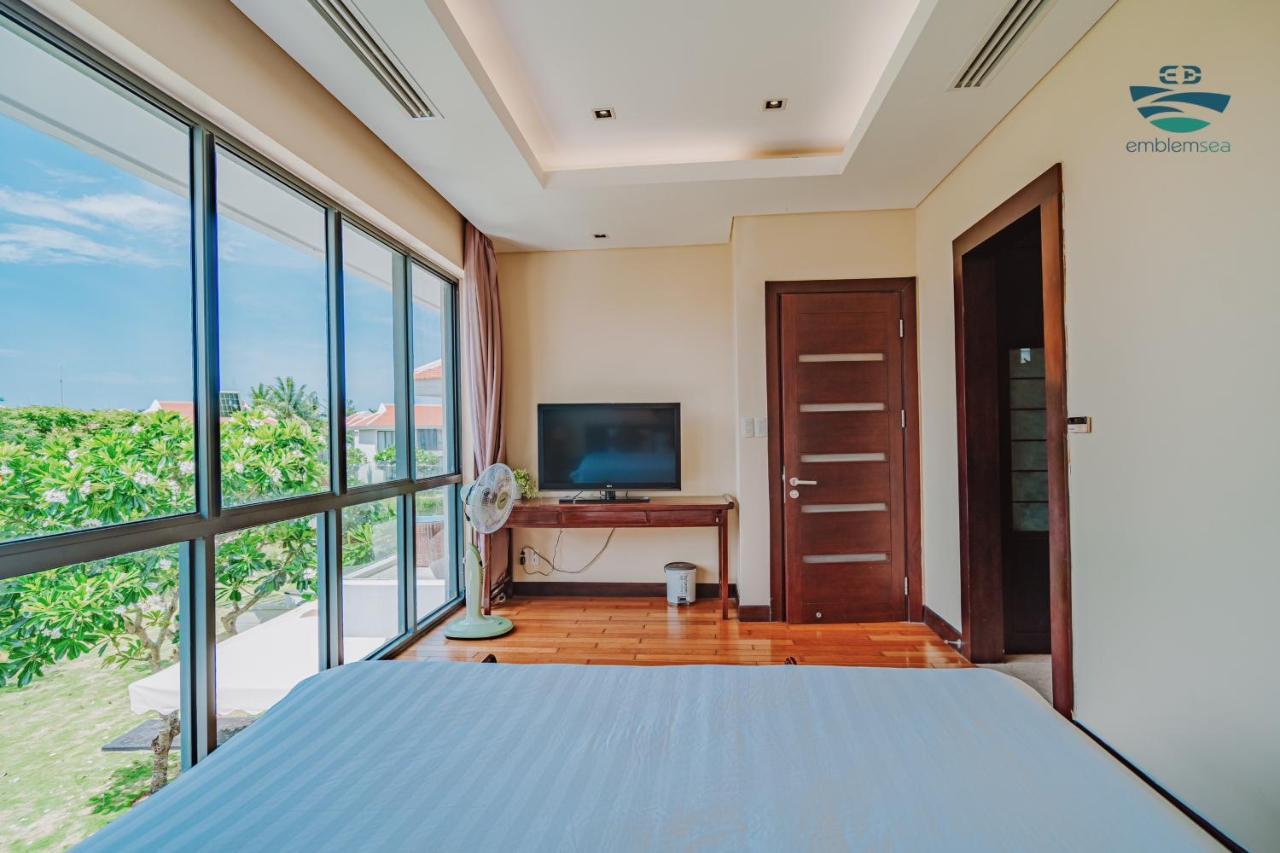 Emblem Sea 3 Bedroom Villas Da Nang Exterior photo
